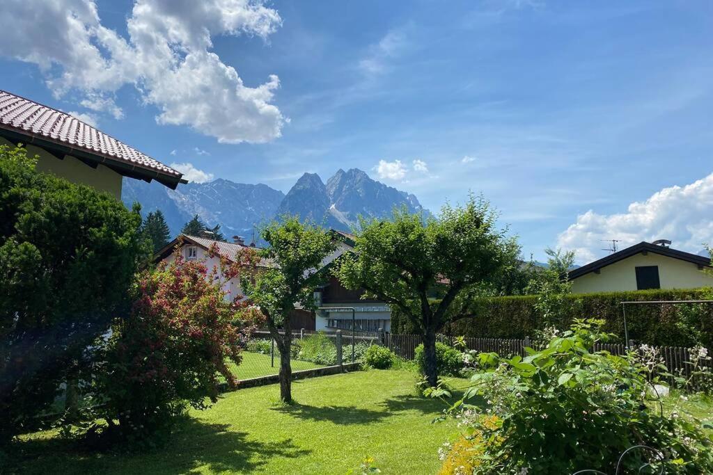 Haus Mit Wunderschoenem Ausblick Und Garten Garmisch-Partenkirchen Ngoại thất bức ảnh